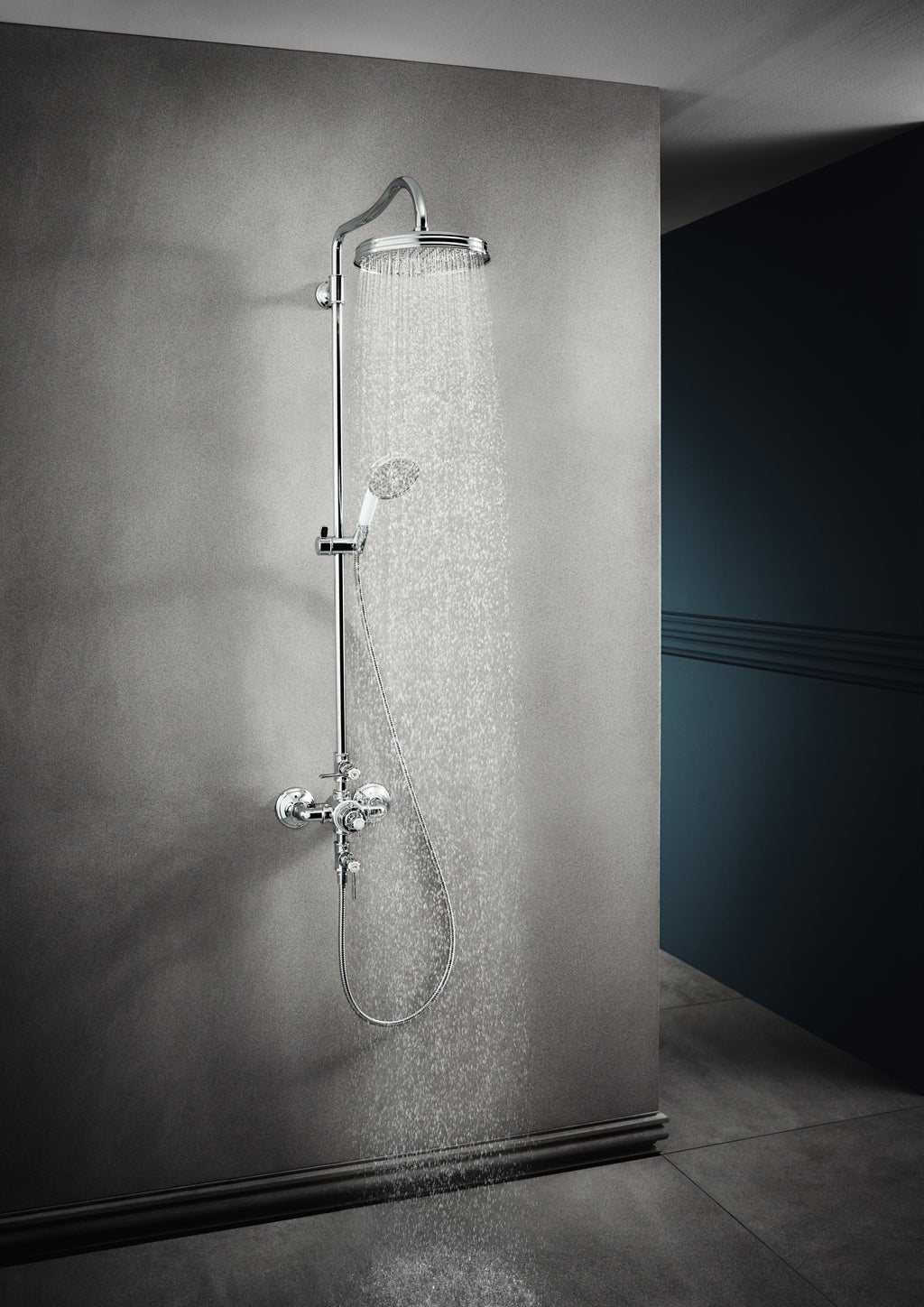 AXOR Montreux Shower Column with Thermostat and Overhead Shower 240 1jet from Brandt in Chrome finish